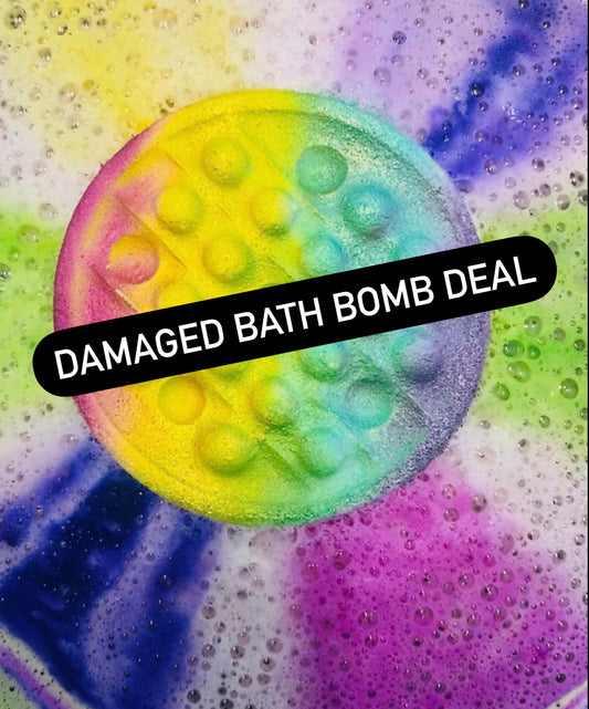Damaged Pop It! Bath Bomb