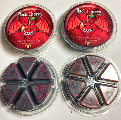 Black Cherry Spooky Bat Clam Pop